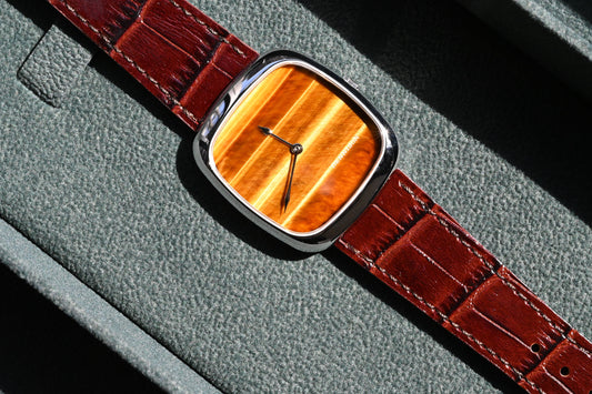 タイガーアイ（虎目石）とは？天然石文字盤の魅力と1970年代ストーンダイヤルの歴史