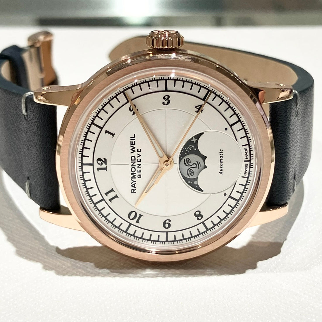 【RAYMOND WEIL】シルバーカラーが魅力のミレジム３選！ - Contévanou