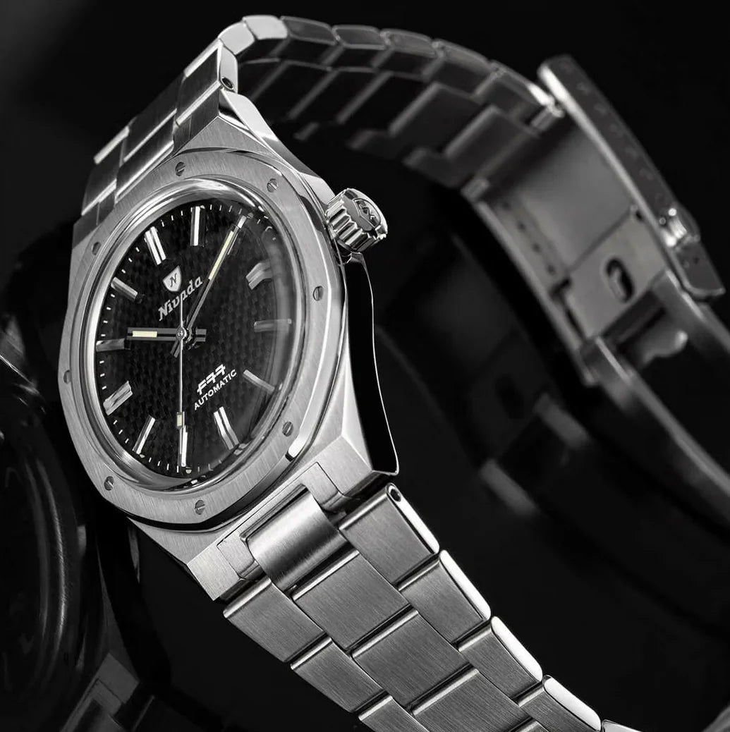 68000A77
