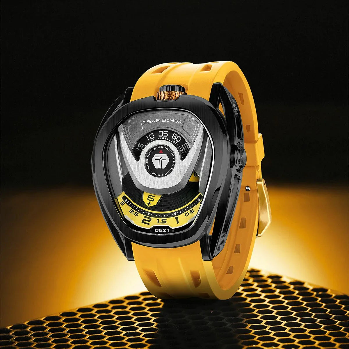 TB8213A-05(YBK)SET TSAR BOMBA 腕時計
